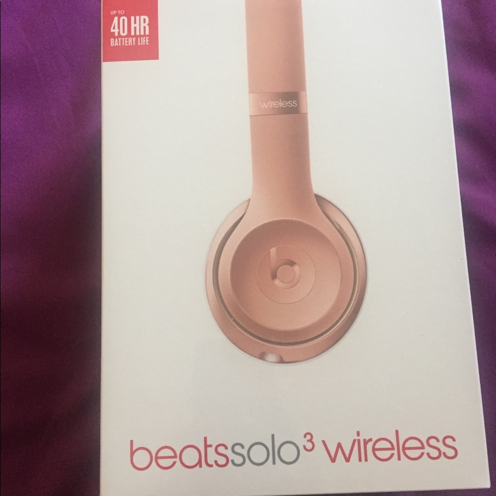 New Beats Solo 3 Wireless Headphone